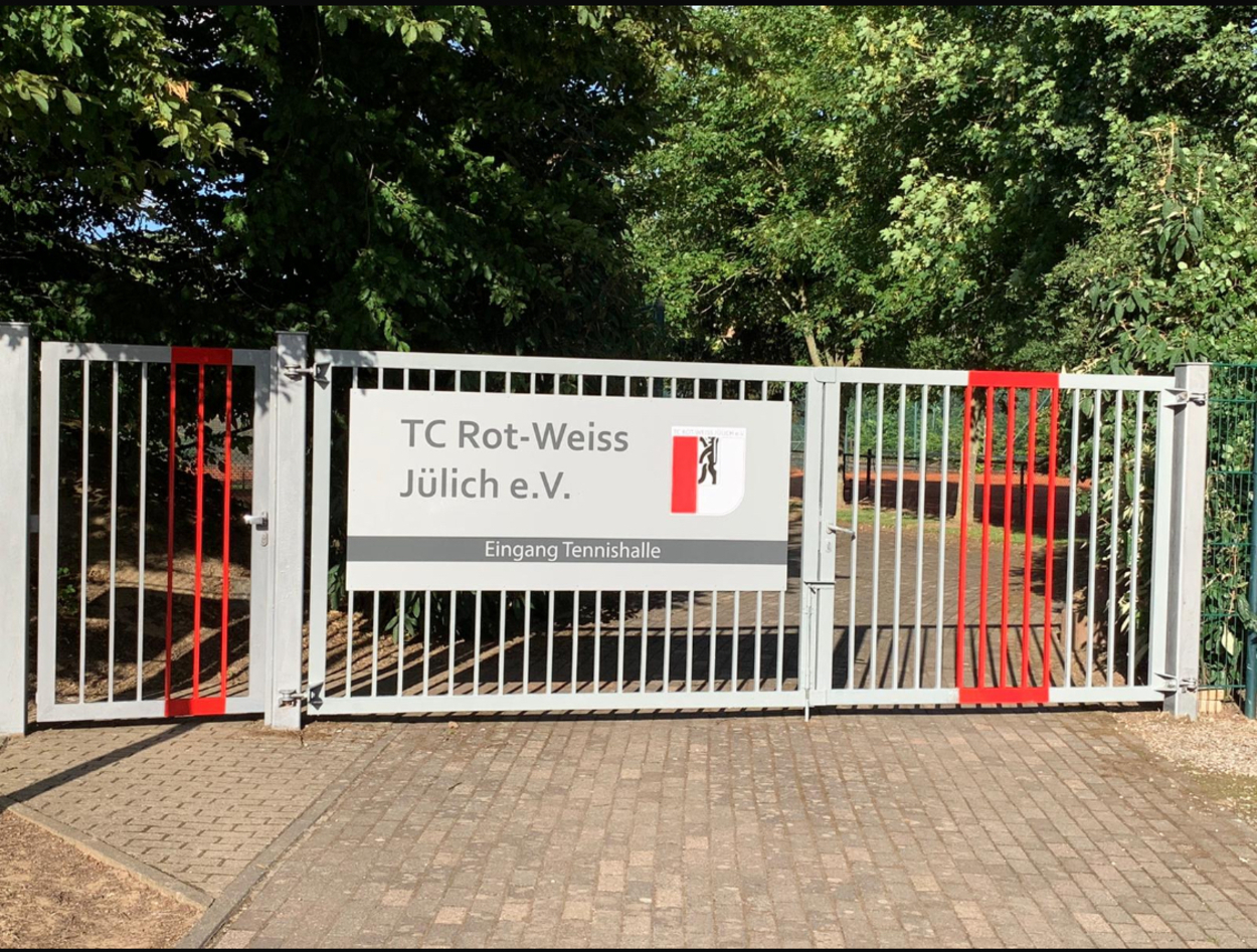 Zufahrt an der Reithalle 